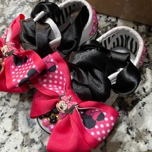 Minnie Mouse shoes for Girls